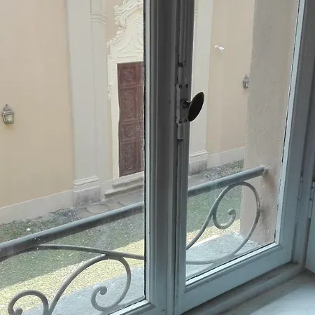 Lagrange Galleria D'arte Apartment Turin